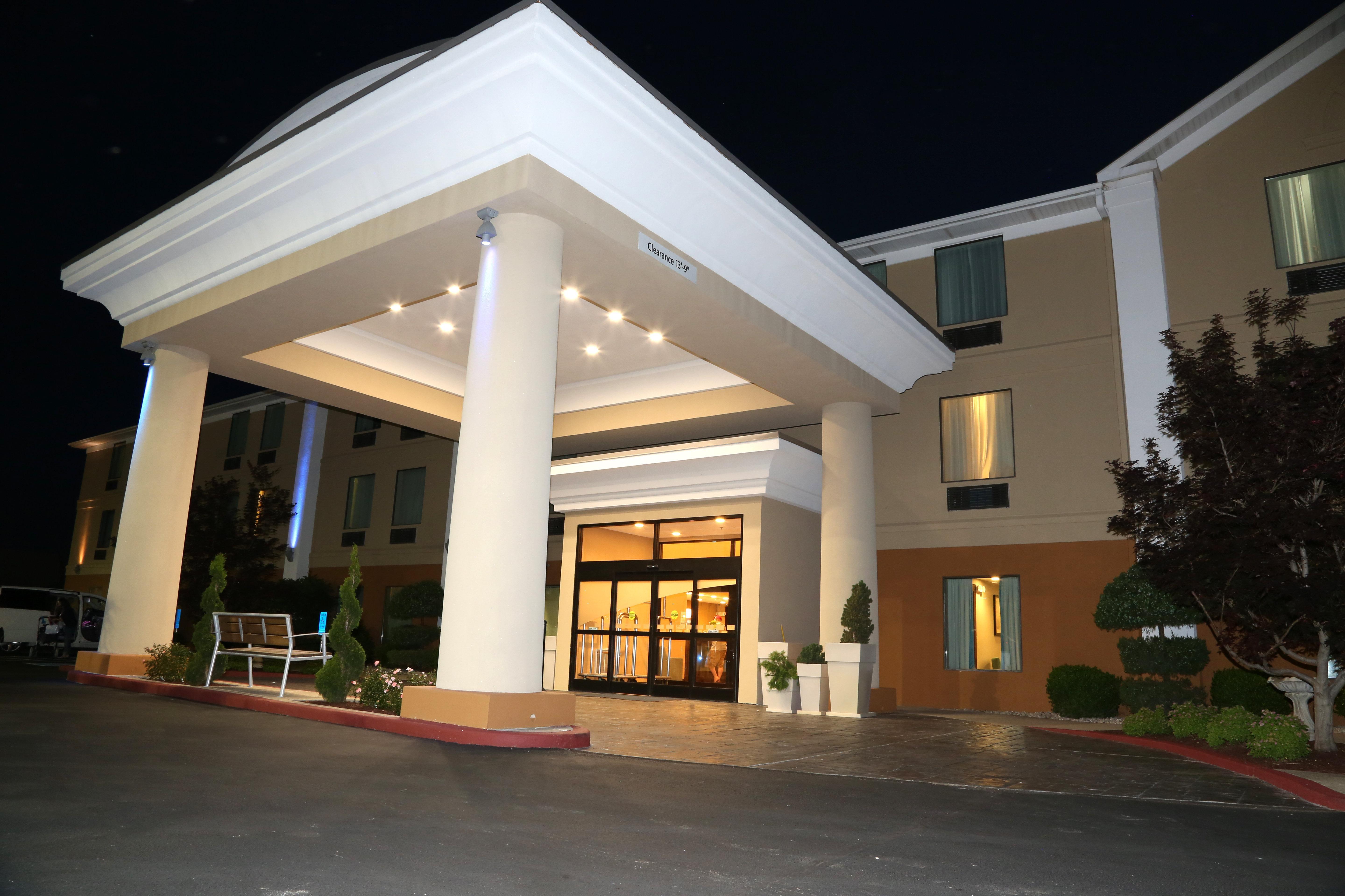 Holiday Inn Express Lexington Southwest Nicholasville By Ihg Bagian luar foto