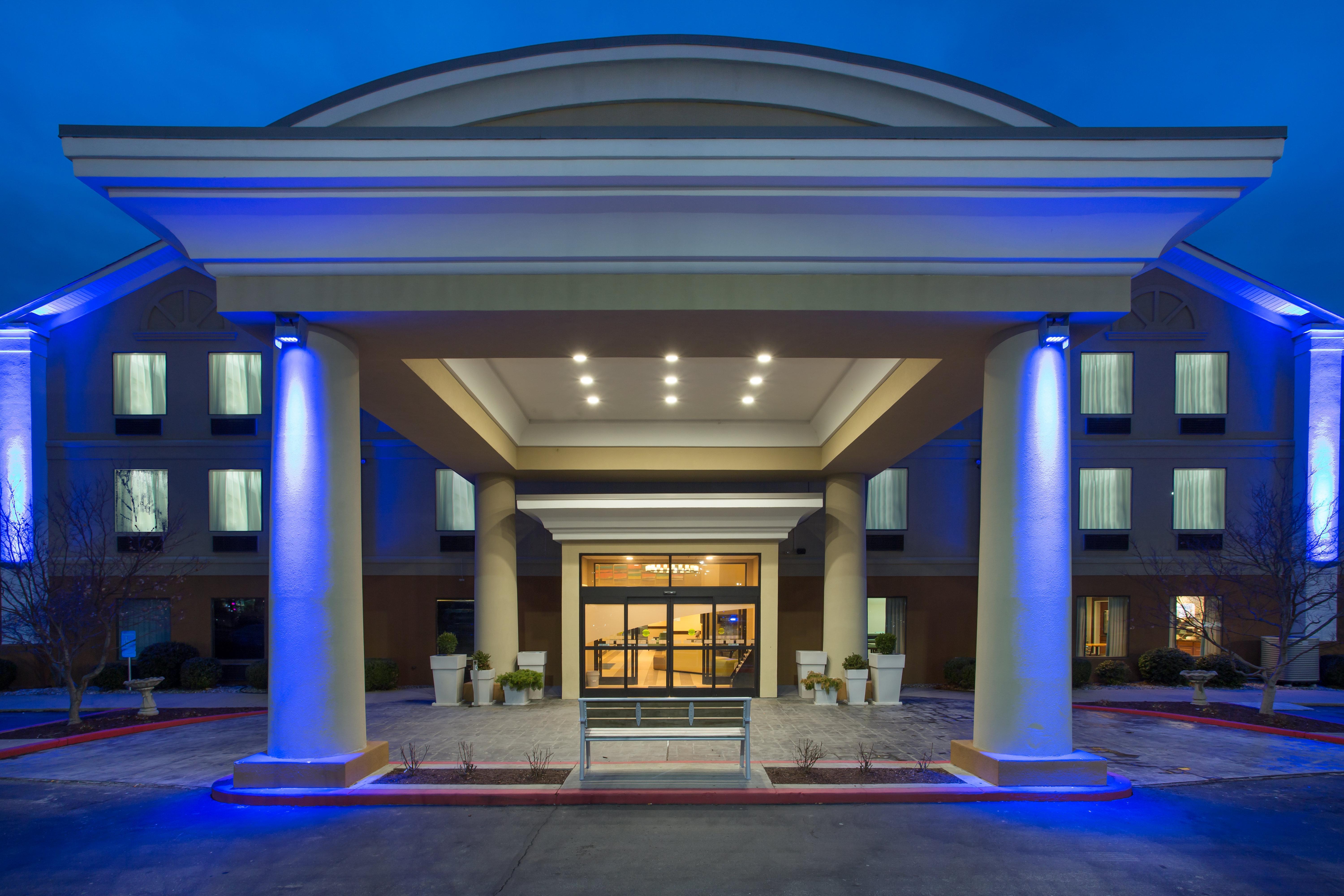 Holiday Inn Express Lexington Southwest Nicholasville By Ihg Bagian luar foto