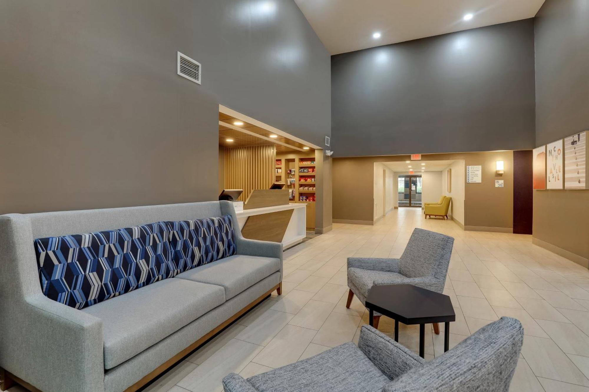 Holiday Inn Express Lexington Southwest Nicholasville By Ihg Bagian luar foto