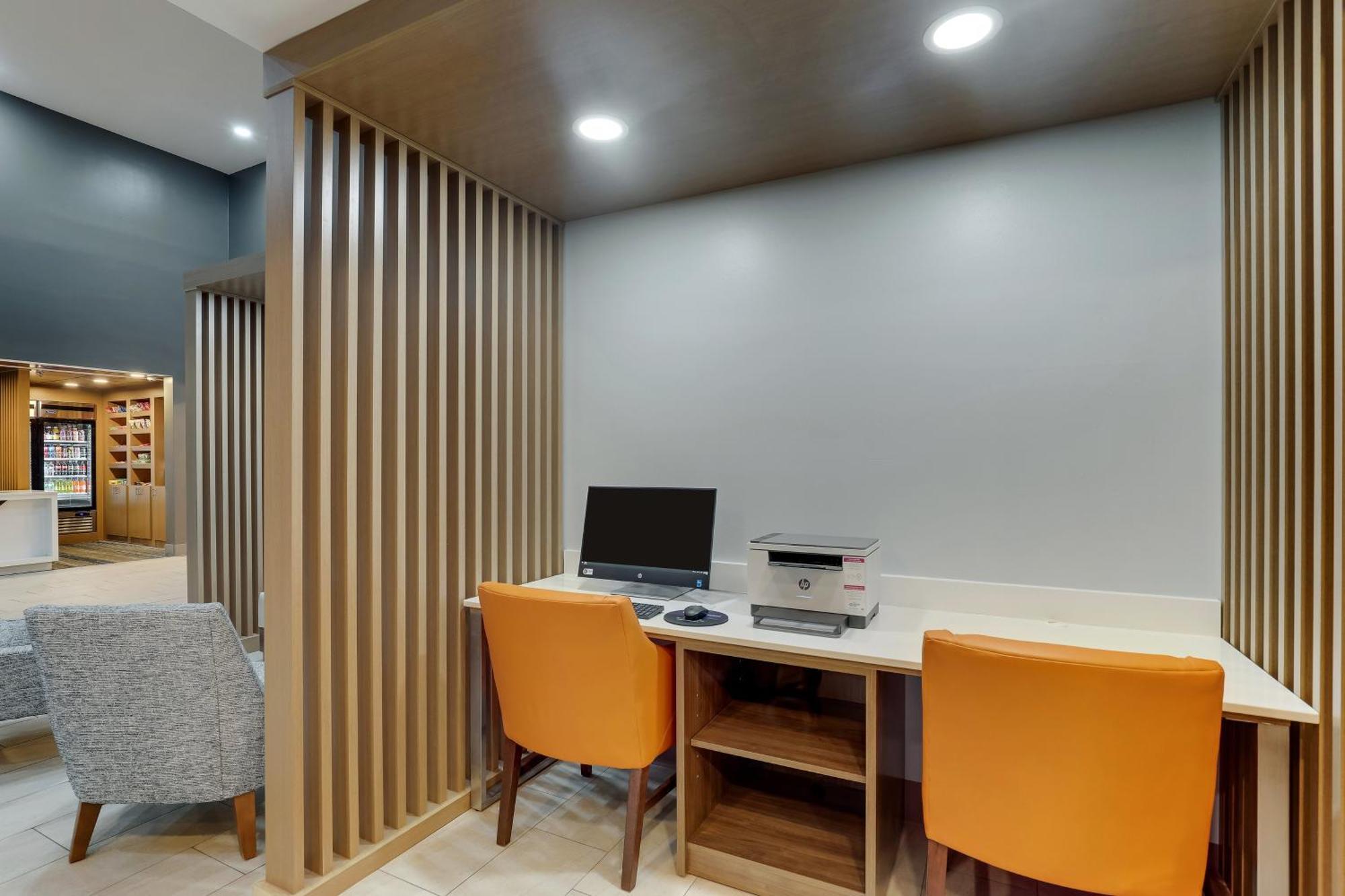 Holiday Inn Express Lexington Southwest Nicholasville By Ihg Bagian luar foto