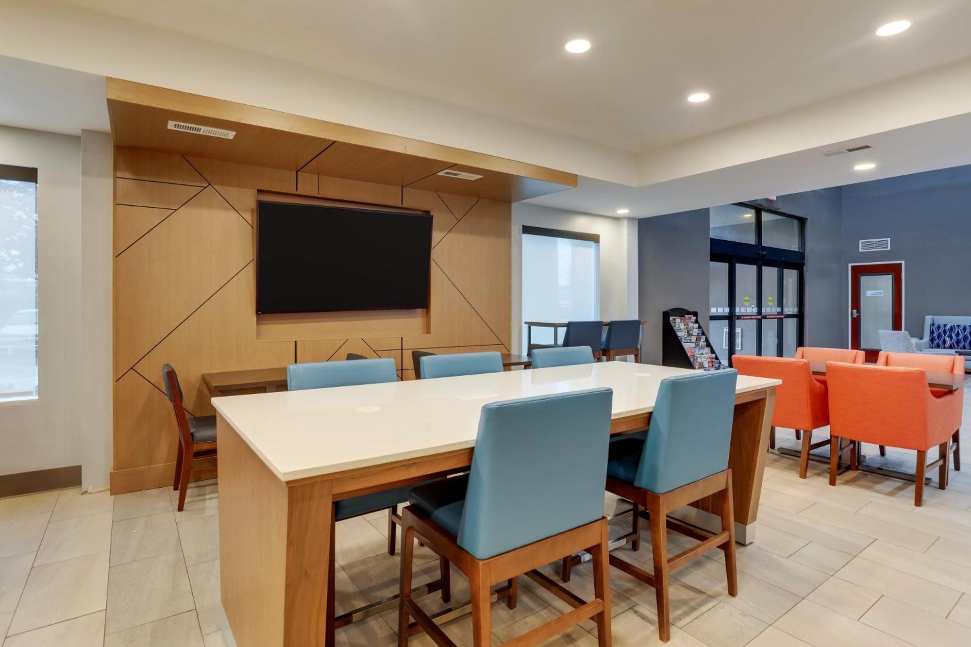 Holiday Inn Express Lexington Southwest Nicholasville By Ihg Bagian luar foto