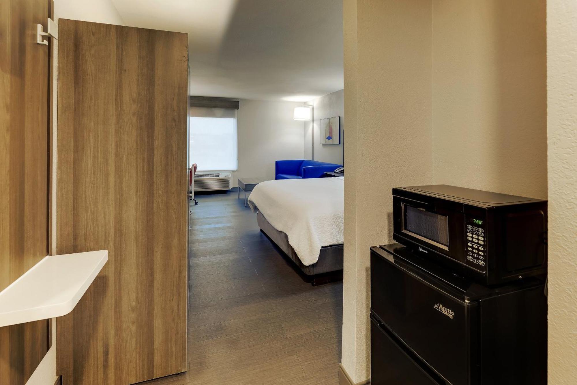 Holiday Inn Express Lexington Southwest Nicholasville By Ihg Bagian luar foto