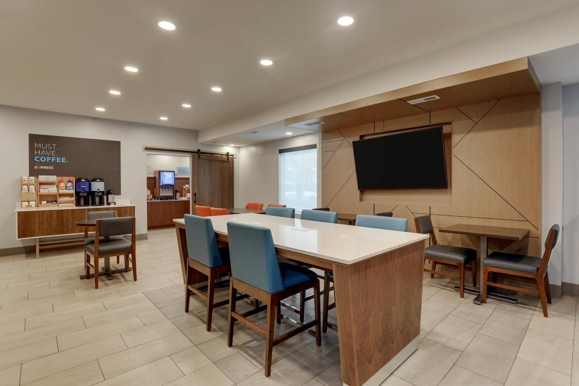 Holiday Inn Express Lexington Southwest Nicholasville By Ihg Bagian luar foto